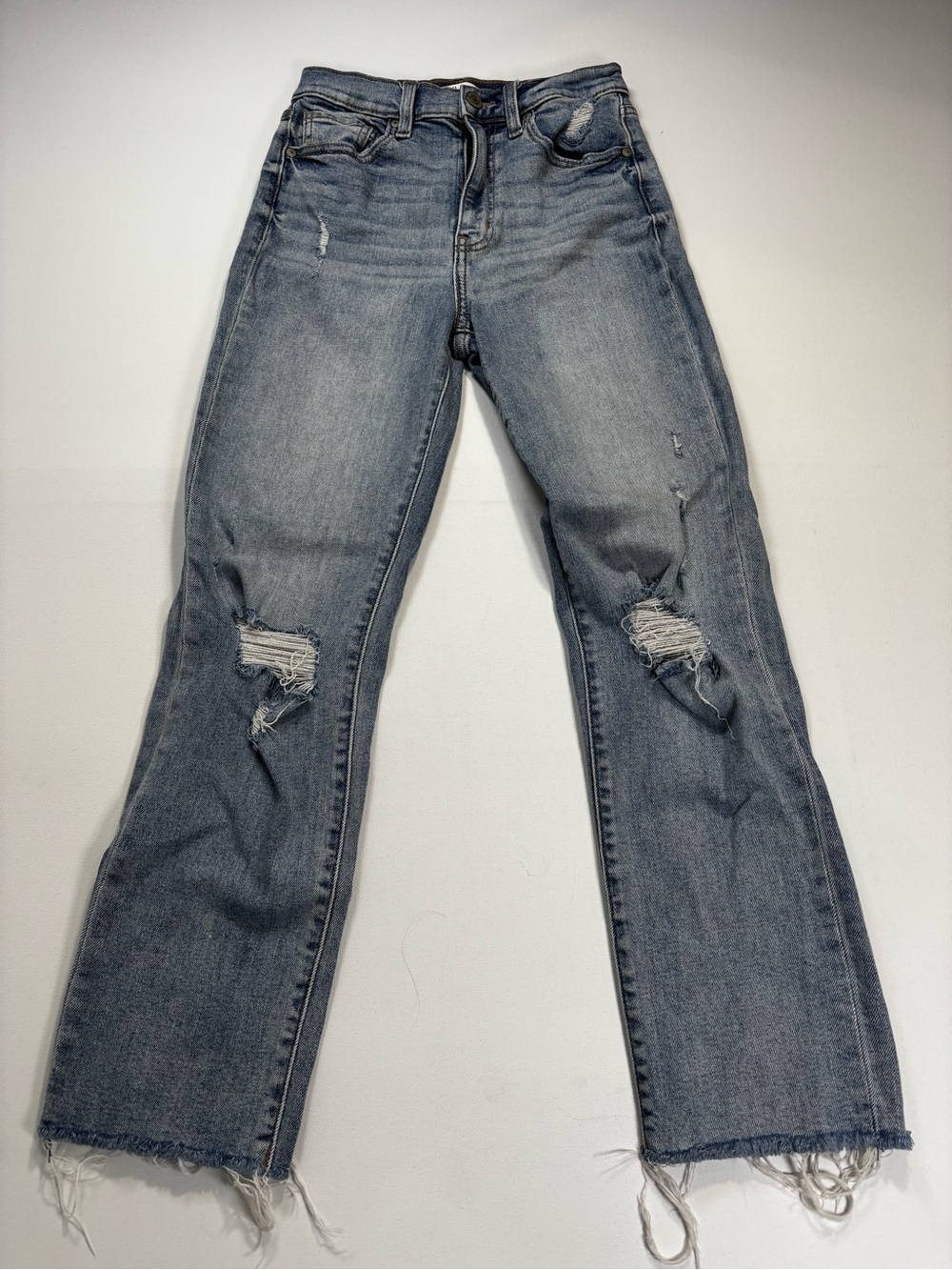 eunina Light Blue Distressed Jeans